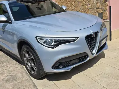 Usata Alfa Romeo Stelvio Sprint 190 CV (139 kW) 2023 Grigio SUV
