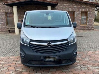 usata Opel Vivaro 8posti clima radio