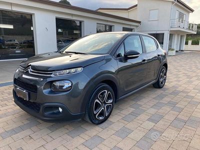 Begagnad Citroën C3 Feel 82 HK (60 kW) 2017 Grå Sedan