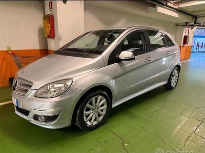 Usata Mercedes B200 2009 Monovolume