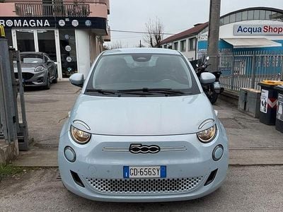 Usata Fiat 500e Icon 86 kW (118 CV) 2020 Blu Berlina