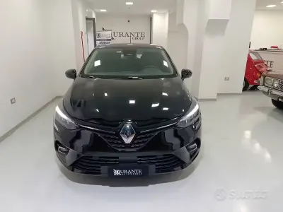 Usata Renault Clio V Equilibre 101 CV (74 kW) 2023 Nero Berlina