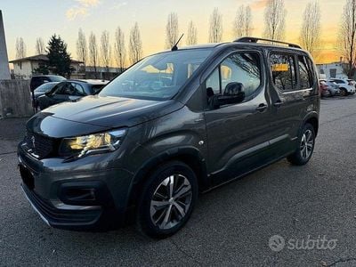 Usata Peugeot Rifter GT-line 131 CV (96 kW) 2020 Grigio Monovolume