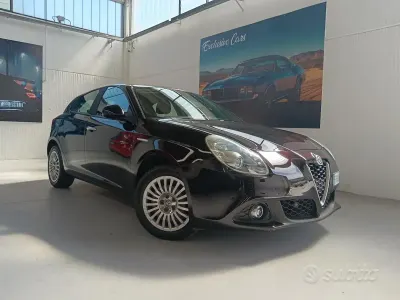 Usata Alfa Romeo Giulietta 120 CV (88 kW) 2018 Nero Utilitaria