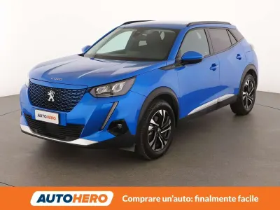 Usata Peugeot e-2008 Allure 75 kW (102 CV) 2021 Blu/azzurro SUV