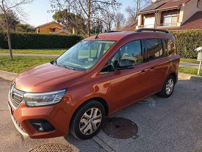 Usata Renault Kangoo 116 CV (85 kW) 2024 Bronzo Station wagon