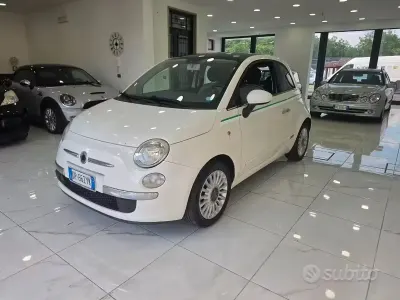 Usata Fiat 500 Lounge 69 CV (50 kW) 2008 Bianco Utilitaria