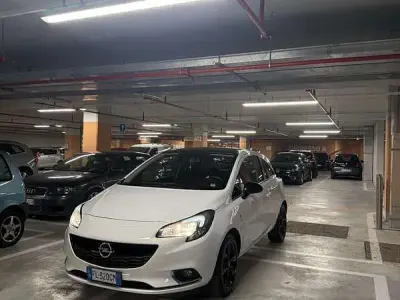 Usata Opel Corsa 90 CV (66 kW) 2018 Bianco Utilitaria
