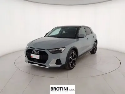 Usata Audi A1 Sportback Admired 110 CV (80 kW) 2022 Grigio metallizzato Utilitaria