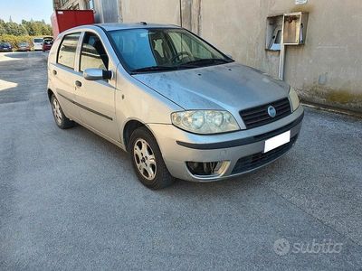 Brugt Fiat Punto Dynamic 60 HK (44 kW) 2004 Grå Hatchback