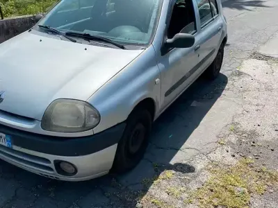 Usata Renault Clio II 2000 Grigio Utilitaria