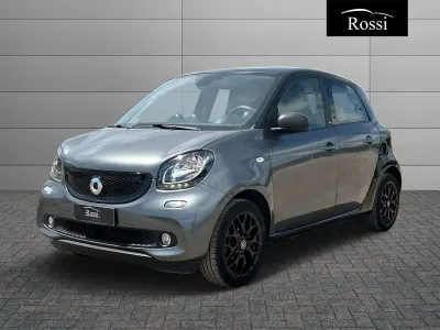 Usata Smart ForFour Passion 71 CV (52 kW) 2019 Grigio medio metallizzato Utilitaria