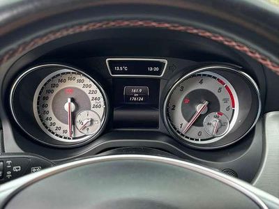 Usata Mercedes CLA200 Shooting Brake Business 136 CV (100 kW) 2015 Bianco Station wagon