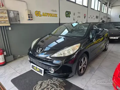 Begagnad Peugeot 207 CC Roland Garros 150 HK (110 kW) 2008 Svart Cab