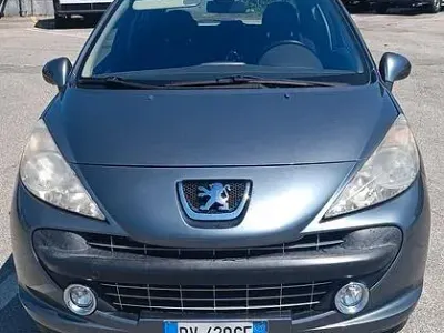 Usata Peugeot 207 95 CV (69 kW) 2009 Grigio Berlina