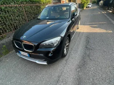 Usata BMW X1 143 CV (105 kW) 2011 Nero SUV