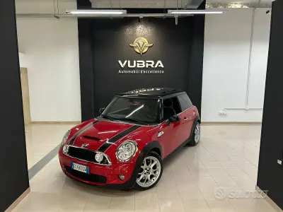 Usata Mini Cooper S 184 CV (135 kW) 2010 Rosso Utilitaria
