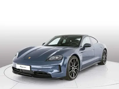 Nuova Porsche Taycan Performance Package 319 kW (435 CV) 2026 Pale blue metallizzato Berlina