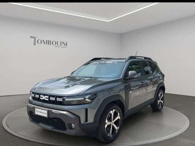 Grigio scuro Usata 2024 Dacia Duster Journey SUV | 24.920 € (Buon prezzo)