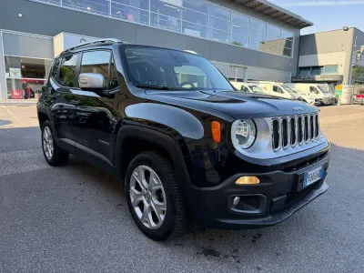 Usata Jeep Renegade Limited 140 CV (102 kW) 2016 Nero SUV