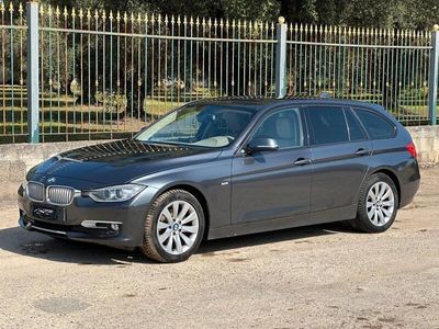 usata BMW 320 320 d Touring con Gancio di Traino