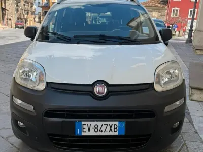 Usata Fiat Panda 4x4 75 CV (55 kW) 2014 Bianco Utilitaria