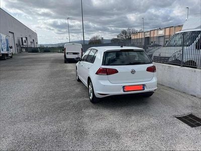 Usata VW Golf VII Comfortline 105 CV (77 kW) 2014 Bianco Berlina