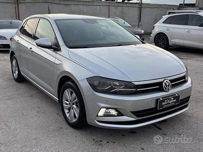 Usata VW Polo Comfortline 75 CV (55 kW) 2018 Grigio Berlina