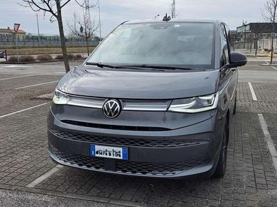 Begagnad VW T7 150 HK (110 kW) 2024 Grå Van