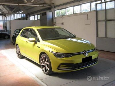 usata VW Golf 1.5 eTSI 150 CV EVO ACT DSG Styl