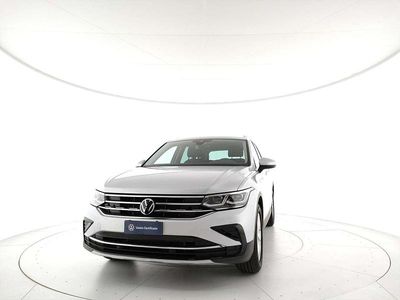 Usata VW Tiguan Elegance 150 CV (110 kW) 2021 Reflex silver metallizzato SUV
