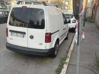 Usata VW Caddy 139 CV (102 kW) 2017 Monovolume