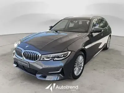 Usata BMW 320 Luxury Line 190 CV (139 kW) 2021 Grigio Station wagon