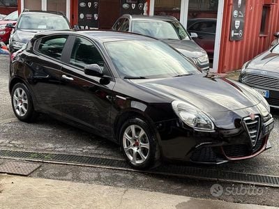 Usata Alfa Romeo Giulietta Distinctive 120 CV (88 kW) 2013 Nero Utilitaria