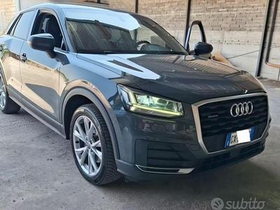 Usata Audi Q2 150 CV (110 kW) 2017 Grigio SUV