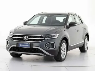 Usata VW T-Roc Style 116 CV (85 kW) 2025 Grigio SUV