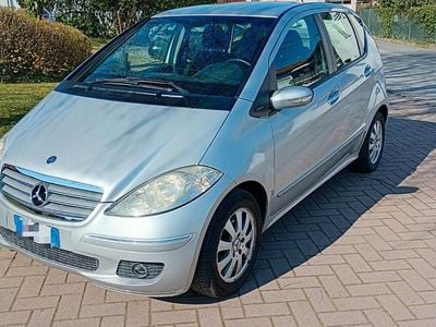 Usata Mercedes A180 2009 Grigio Berlina