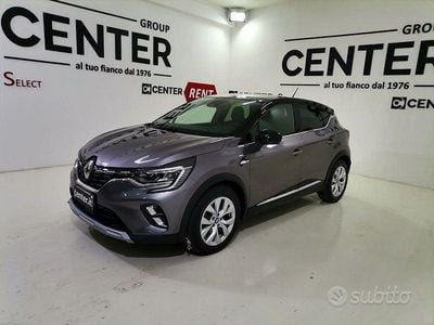 Usata Renault Captur Intens 145 CV (106 kW) 2021 Grigio SUV