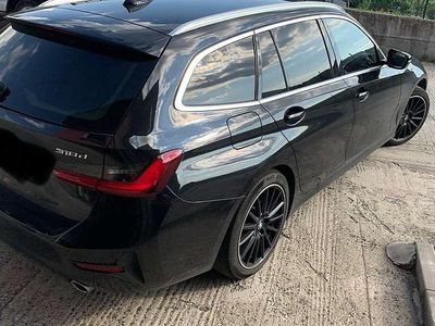 Usata BMW 318 Luxury Line 150 CV (110 kW) 2019 Station wagon