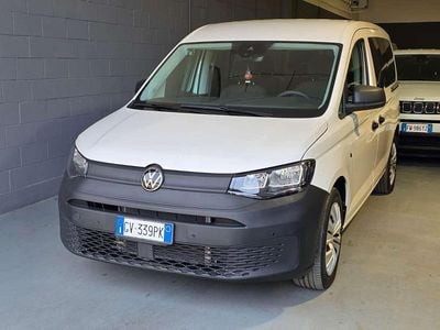 Usata VW Caddy Maxi 102 CV (75 kW) 2024 Bianco Monovolume