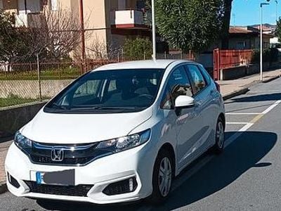 Usata Honda Jazz Trend 102 CV (75 kW) 2019 Bianco Utilitaria