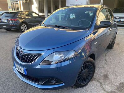 usata Lancia Ypsilon Ypsilon1.0 IBRIDA NEOPATENATI LED 3000 KM!!