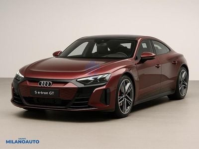 Usata Audi e-tron GT quattro Ambiente 434 kW (591 CV) 2024 Rosso Berlina
