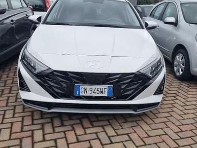 Usata Hyundai i20 Prime 101 CV (74 kW) 2023 Bianco Utilitaria