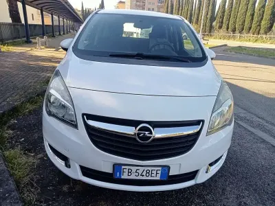 Usata Opel Meriva 101 CV (74 kW) 2016 Bianco Monovolume