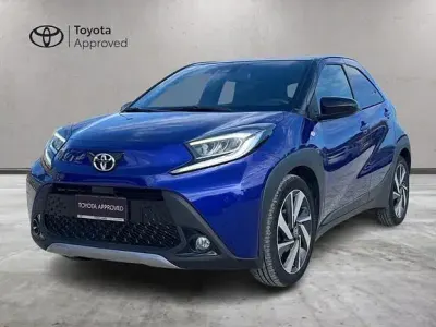 Usata Toyota Aygo X Lounge 72 CV (52 kW) 2022 Blu SUV