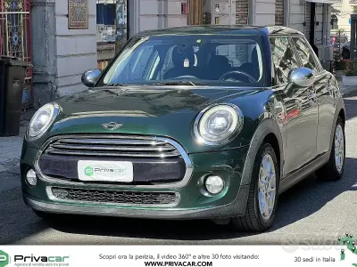 Usata Mini Cooper D 116 CV (85 kW) 2015 Verde Utilitaria