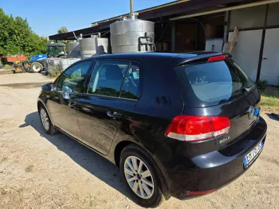 Usata VW Golf VI 75 CV (55 kW) 2010 Nero Utilitaria