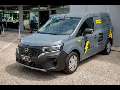 Usata Nissan Townstar 89 kW (122 CV) 2023 Urban grey