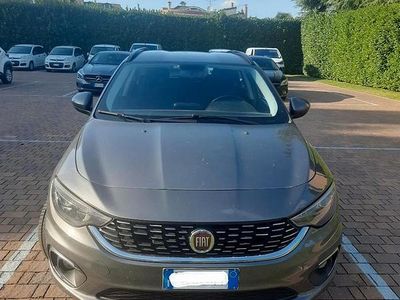 Usata Fiat Tipo Lounge 120 CV (88 kW) 2017 Grigio Station wagon